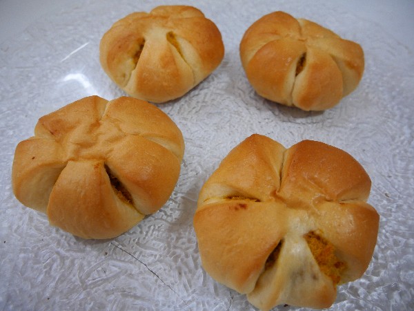 ขนมปังผ่าไส้ต่างๆ (เล็ก)